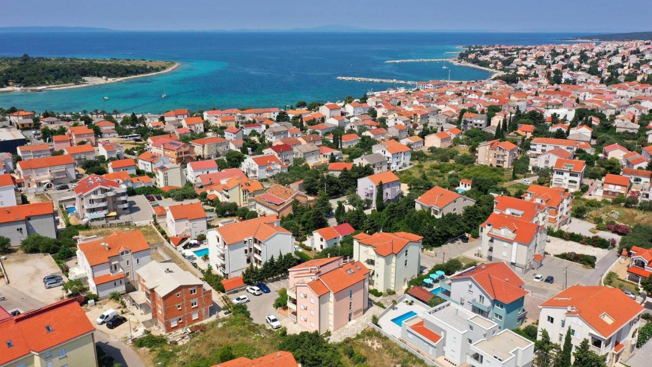 Apartmani "Villa Barbara" Новалья Экстерьер фото
