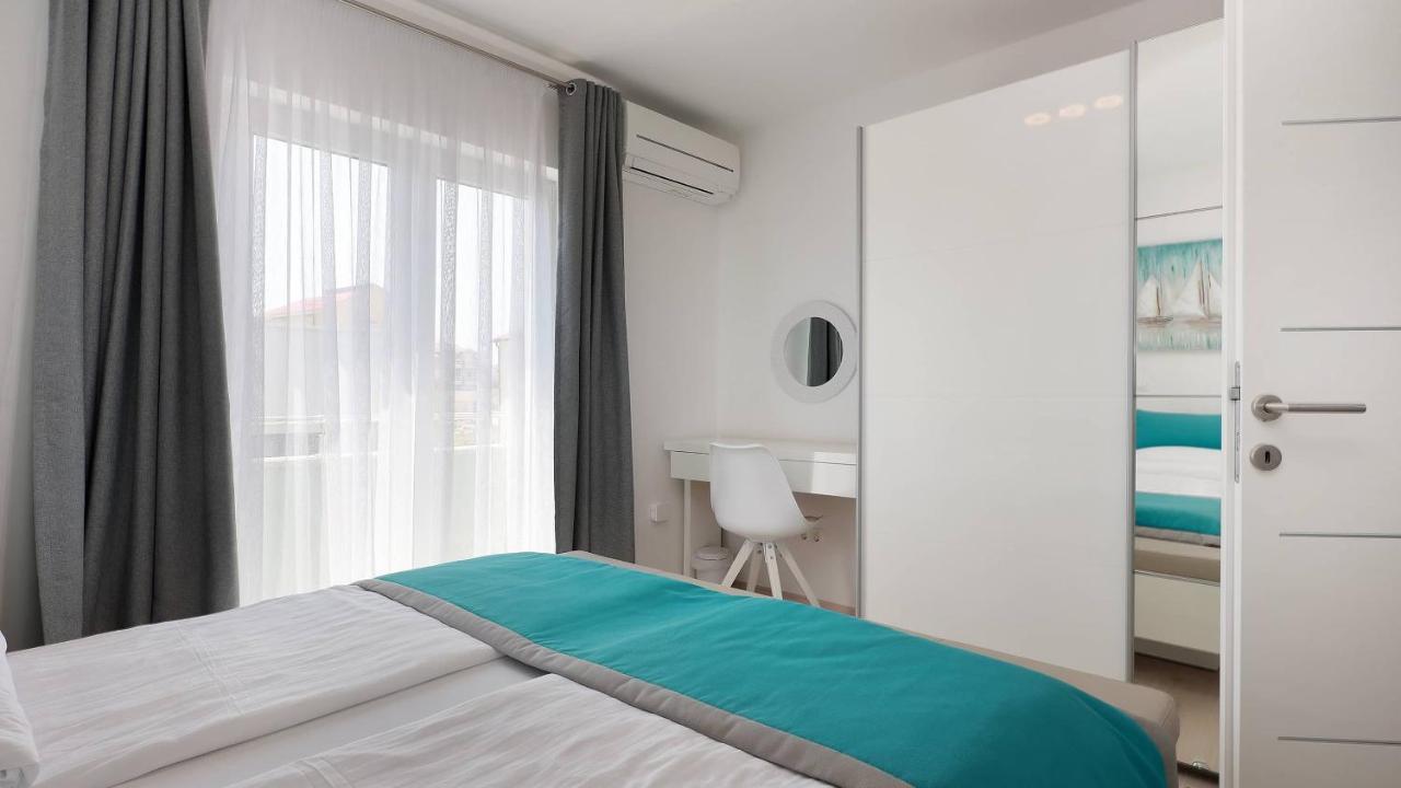 Apartmani "Villa Barbara" Новалья Экстерьер фото